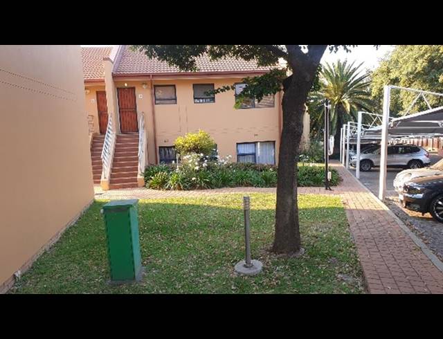2 BEDROOM PROPERTY TO RENT IN BEDFORD GARDENS